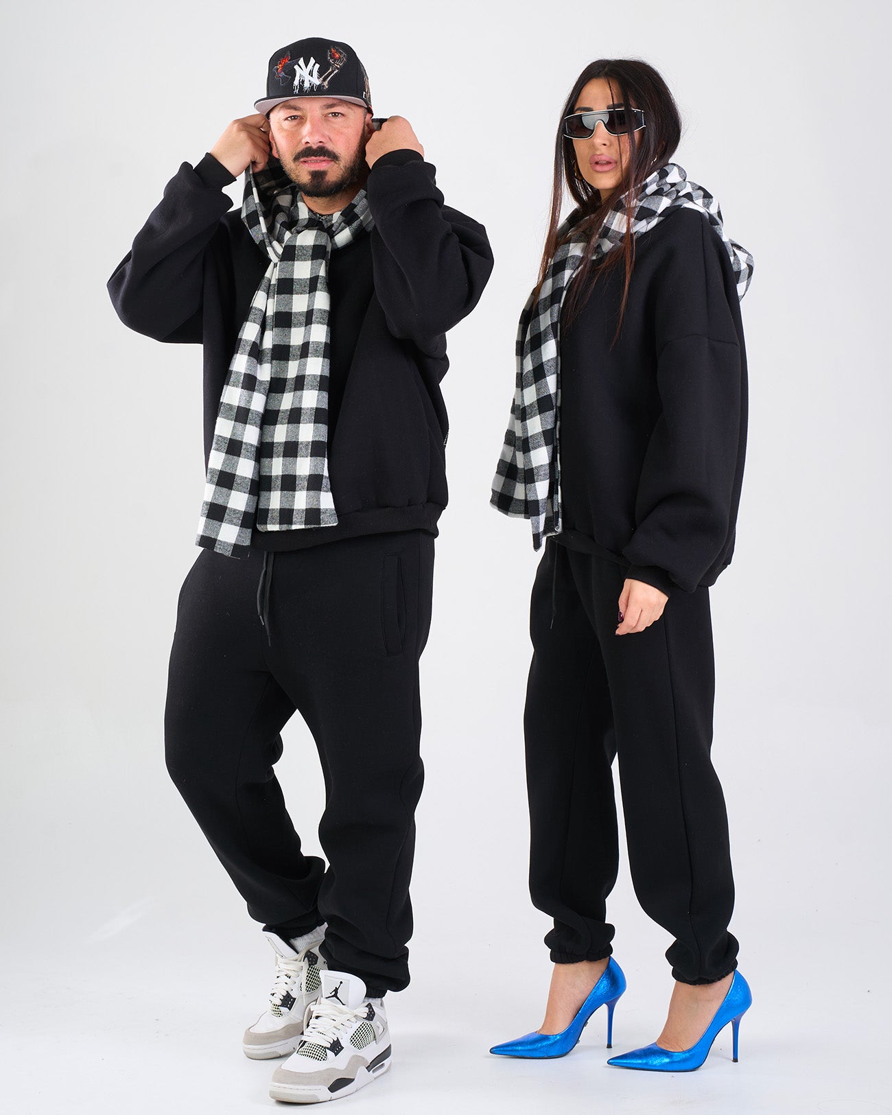 Tuta Nera Hoodie Cappuccio Scacchi | CTDP